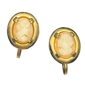 Cameo lady silhouette oval screw back vintage earrings gold tone